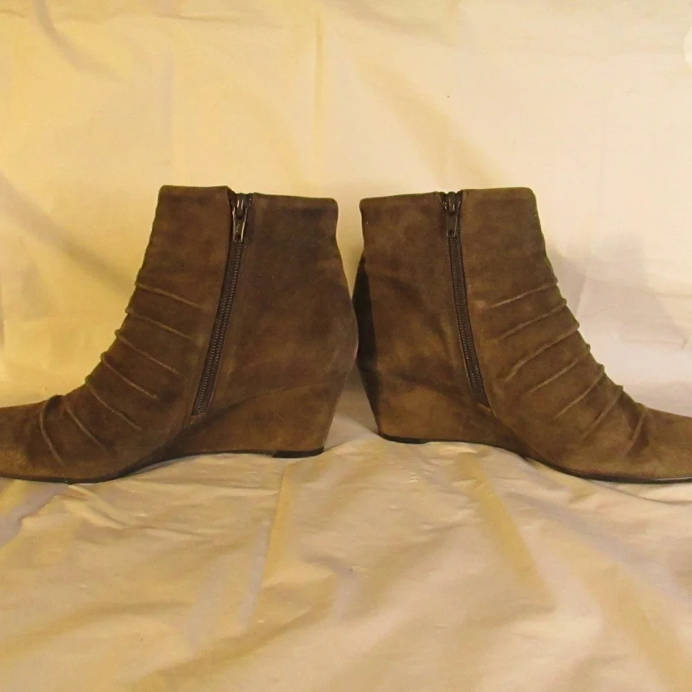 Van Eli Brown Suede Ankle Wedge Boots